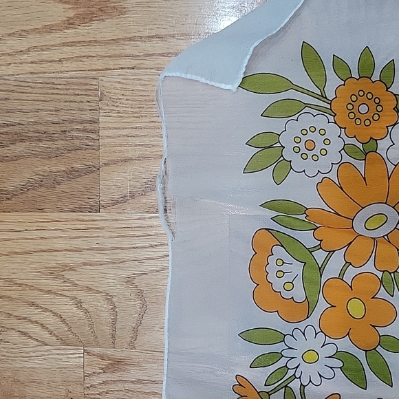 Vintage floral chiffon scarf - Picture 3 of 3